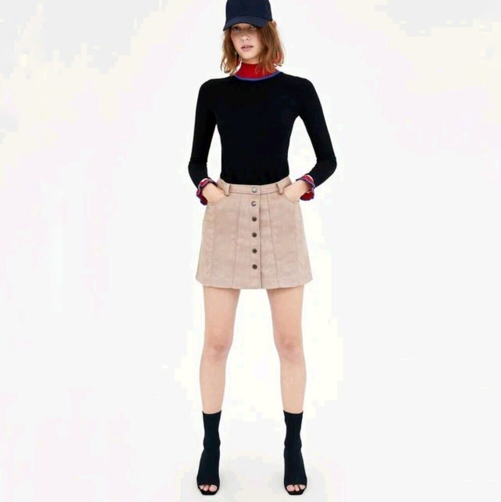 Zara Women's Blush Pink Faux Suede Snap Front Mini Skirt Size Small